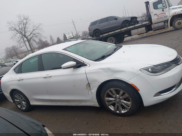2016 Chrysler 200 Limited მანქანა იყიდება აუქციონზე, vin: 1C3CCCAB9GN149028, აუქციონის ნომერი: 44429331