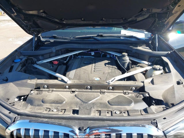 2021 BMW X7 5UXCW2C01M9F27860 Photo 9