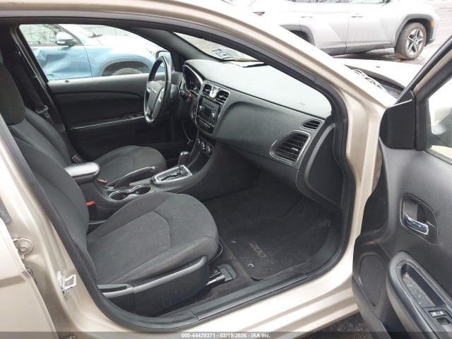 Продаж на аукціоні авто 2013 Chrysler 200 Touring, vin: 1C3CCBBB4DN714676, номер лоту: 44429371
