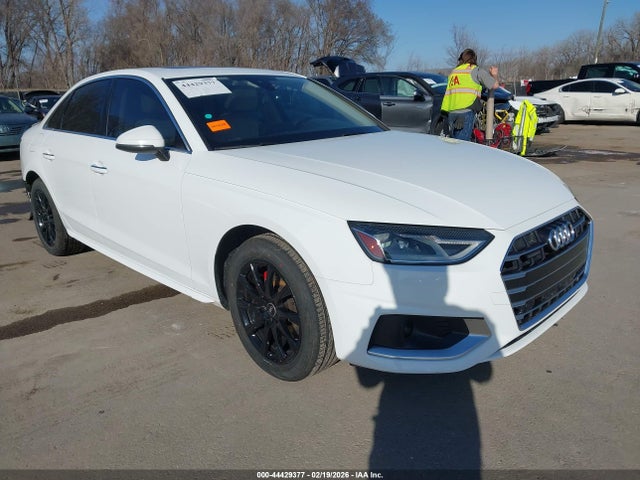 2022 AUDI A4 WAUABAF45NA003831
