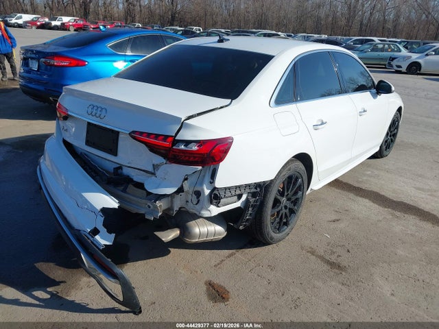 2022 AUDI A4 WAUABAF45NA003831 Photo 3