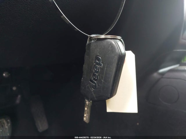 44429378 :رقم المزاد ، 1C4HJXDG8KW566780 vin ، 2019 Jeep Wrangler Unlimited Sport S 4x4 مزاد بيع