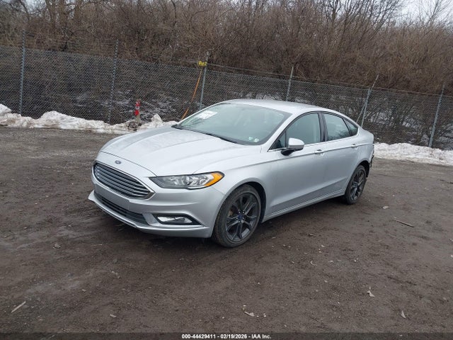 Ford FUSION SE 2018 3FA6P0HD0JR126492 Image 2