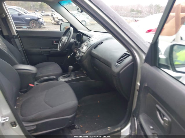 44429436 :رقم المزاد ، KNDJT2A28B7718879 vin ، 2011 Kia Soul + مزاد بيع