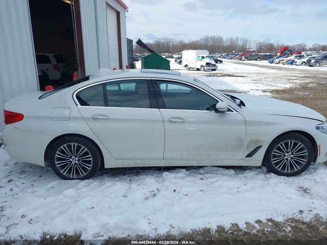 44429444 :رقم المزاد ، WBAJA7C33HG904540 vin ، 2017 Bmw 530i Xdrive مزاد بيع