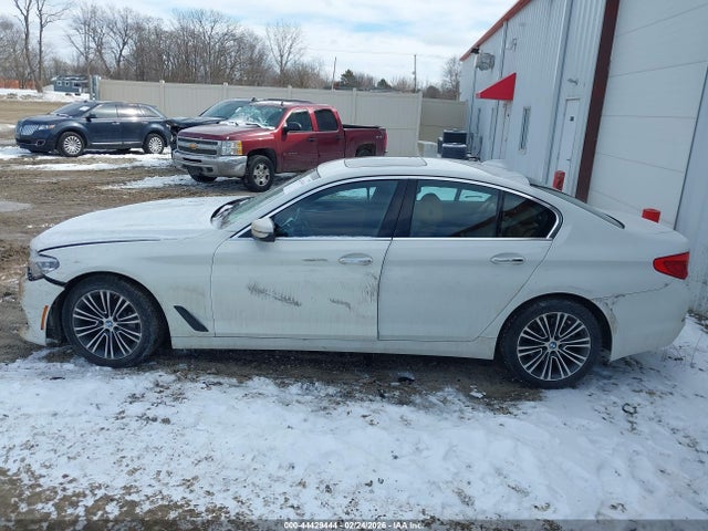 44429444 :رقم المزاد ، WBAJA7C33HG904540 vin ، 2017 Bmw 530i Xdrive مزاد بيع