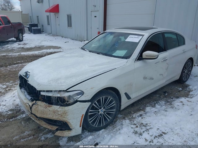44429444 :رقم المزاد ، WBAJA7C33HG904540 vin ، 2017 Bmw 530i Xdrive مزاد بيع