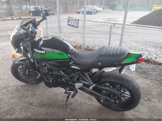 JKAZR2E14SA016140 Kawasaki ZR900