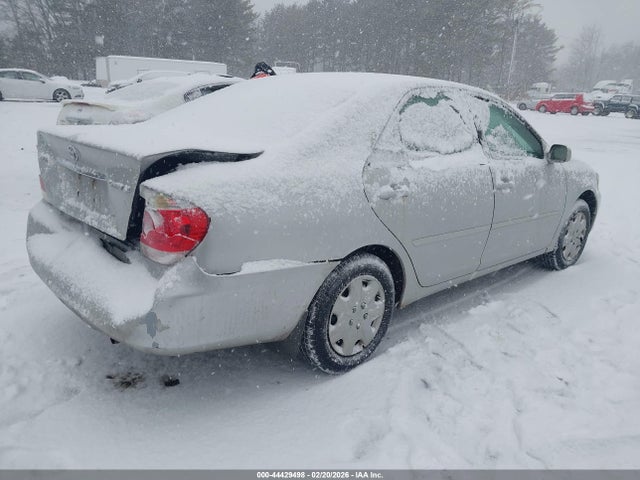 2005 TOYOTA CAMRY 4T1BE32K85U944926 Photo 3