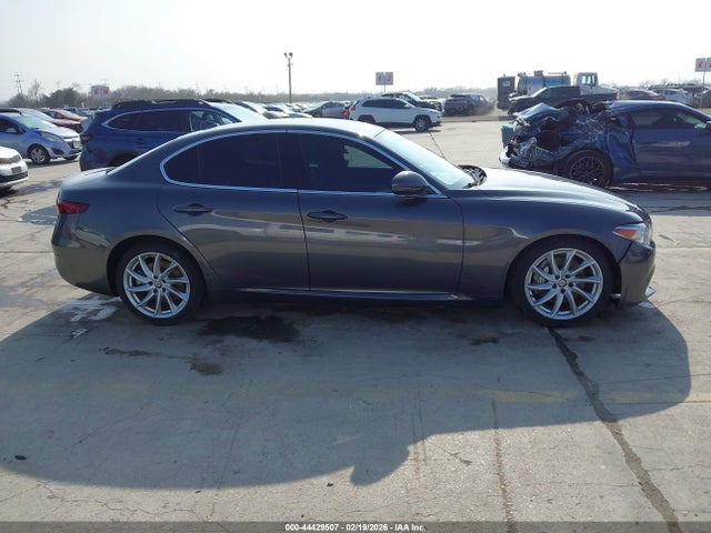 ZARFAMAN4K7621279 Alfa Romeo Giulia Rwd