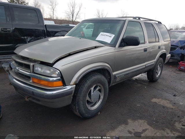 2000 CHEVROLET BLAZER 1GNDT13W4Y2264232 Photo 1