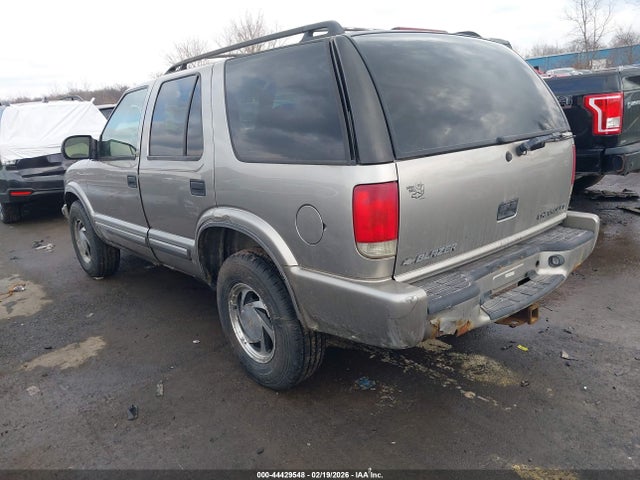 2000 CHEVROLET BLAZER 1GNDT13W4Y2264232 Photo 2