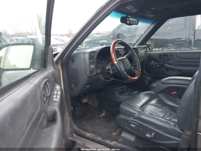 2000 CHEVROLET BLAZER 1GNDT13W4Y2264232 Photo 4