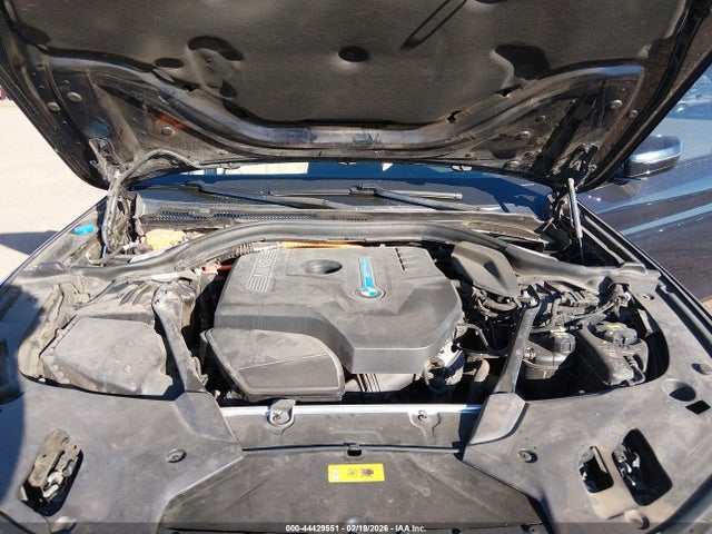 WBAJA9C50JB033855 BMW 530e Iperformance