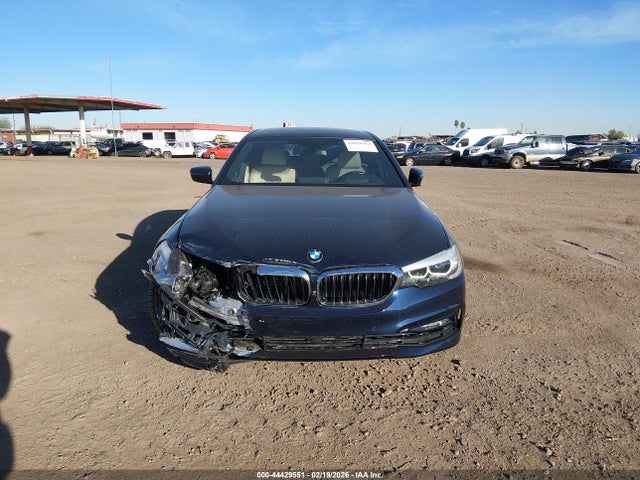 WBAJA9C50JB033855 BMW 530e Iperformance