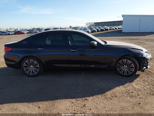WBAJA9C50JB033855 BMW 530e Iperformance