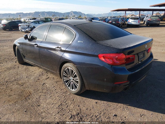 WBAJA9C50JB033855 BMW 530e Iperformance