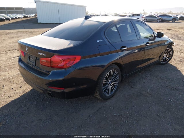 WBAJA9C50JB033855 BMW 530e Iperformance