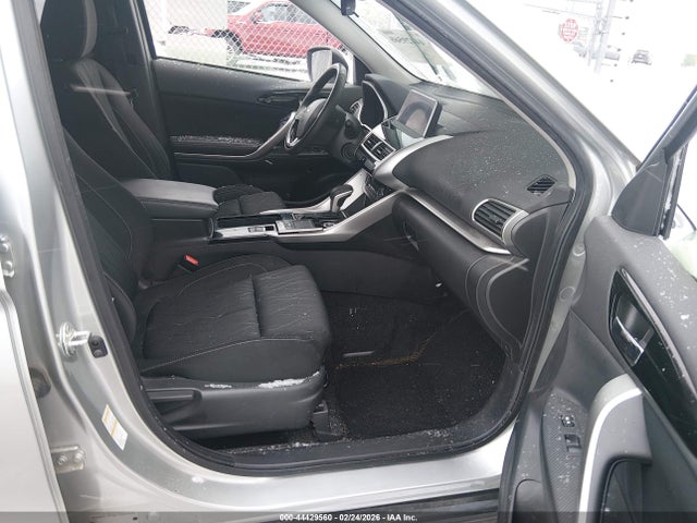 2020 MITSUBISHI ECLIPSE CROSS JA4AT5AA5LZ005818 Photo 4