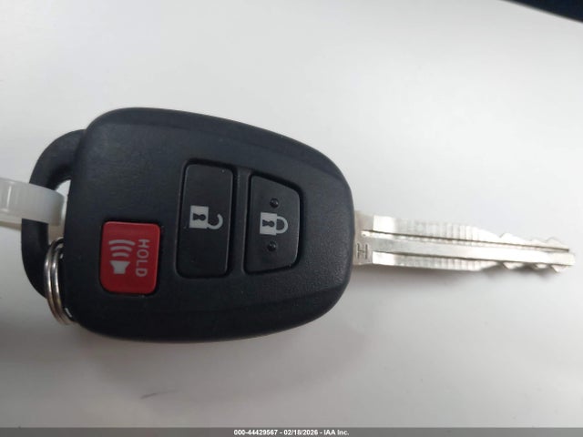 7MUAAABG2NV040334 Toyota Corolla Cross L