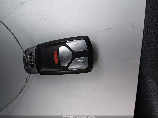 2018 AUDI A4 WAUENAF43JA066378 Photo 10