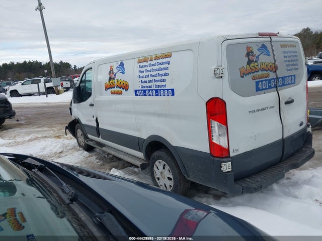 1FTNR1ZM2FKA33974 Ford Transit-250