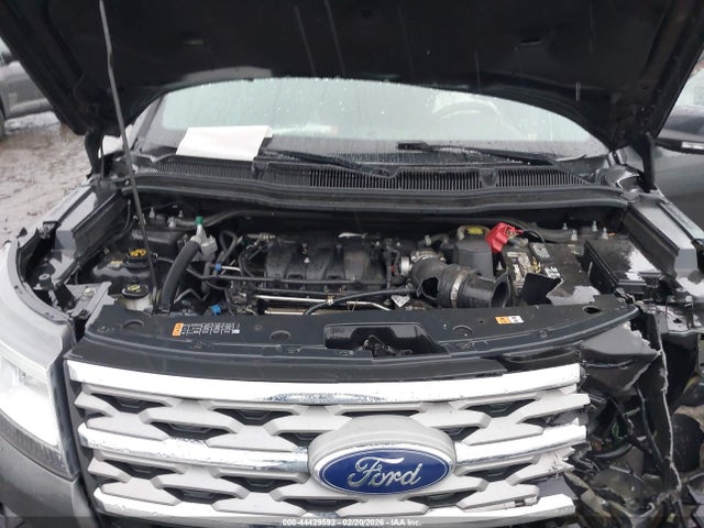 Ford EXPLORER XLT 2018 1FM5K7D89JGB53795 Image 10