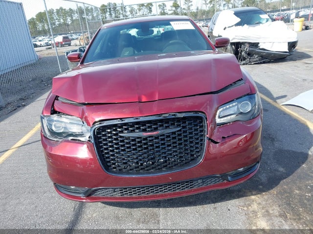 44429606 :رقم المزاد ، 2C3CCABG5PH525389 vin ، 2023 Chrysler 300 300s مزاد بيع