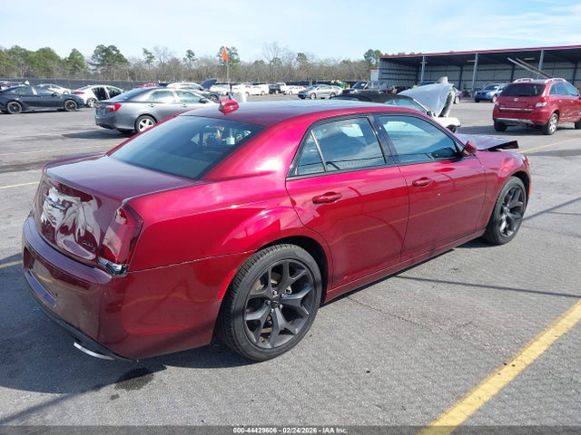 44429606 :رقم المزاد ، 2C3CCABG5PH525389 vin ، 2023 Chrysler 300 300s مزاد بيع