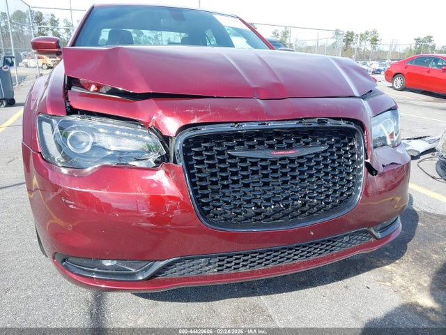 44429606 :رقم المزاد ، 2C3CCABG5PH525389 vin ، 2023 Chrysler 300 300s مزاد بيع