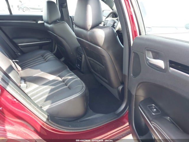 44429606 :رقم المزاد ، 2C3CCABG5PH525389 vin ، 2023 Chrysler 300 300s مزاد بيع