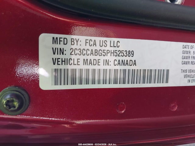 44429606 :رقم المزاد ، 2C3CCABG5PH525389 vin ، 2023 Chrysler 300 300s مزاد بيع