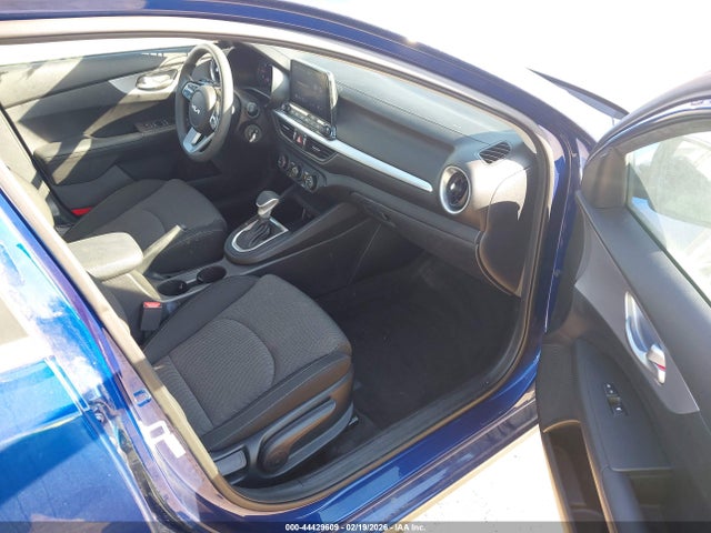 2022 KIA FORTE 3KPF24AD7NE426974 Photo 4