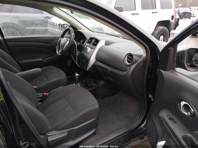 3N1CN7AP3KL803798 Nissan Versa 1.6 Sv