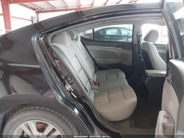 KMHD84LF1JU468892 Hyundai Elantra Value Edition