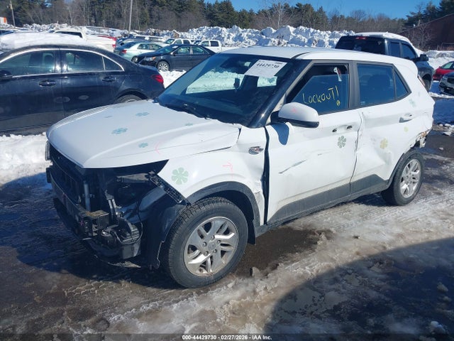 Hyundai Venue Se 2021 KMHRB8A37MU084904 Image 2