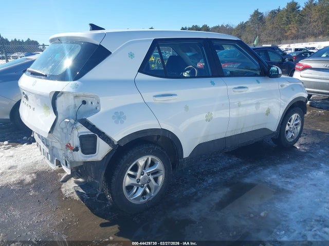 Hyundai Venue Se 2021 KMHRB8A37MU084904 Image 4