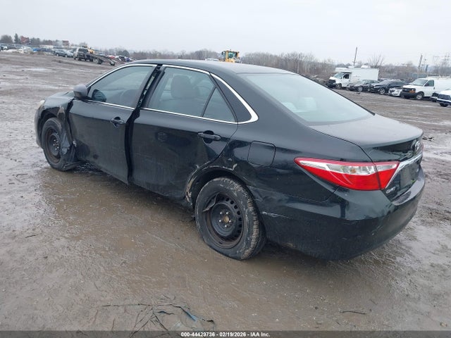 4T1BF1FK5HU299930 Toyota CAMRY LE