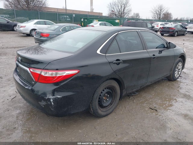 4T1BF1FK5HU299930 Toyota CAMRY LE