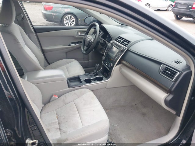 4T1BF1FK5HU299930 Toyota CAMRY LE