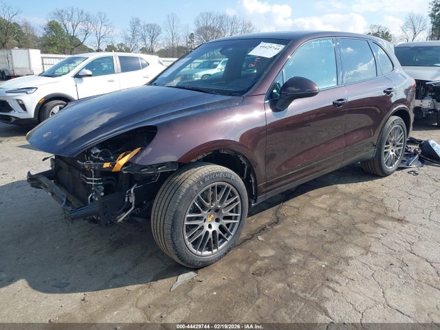 2018 PORSCHE CAYENNE WP1AA2A28JKA00958 Photo 1
