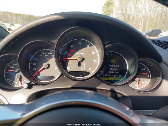 2018 PORSCHE CAYENNE WP1AA2A28JKA00958 Photo 6