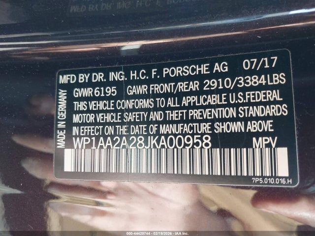2018 PORSCHE CAYENNE WP1AA2A28JKA00958 Photo 8