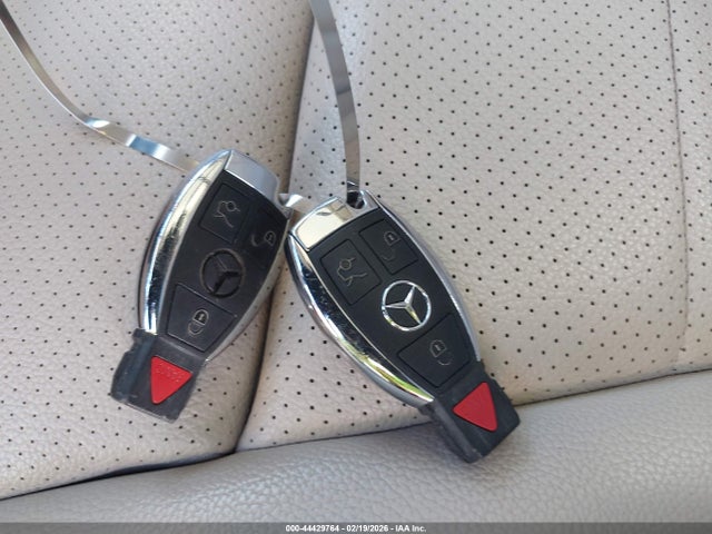 44429764 :رقم المزاد ، WDC0G4JB5JV061930 vin ، 2018 Mercedes-benz Glc 300 مزاد بيع