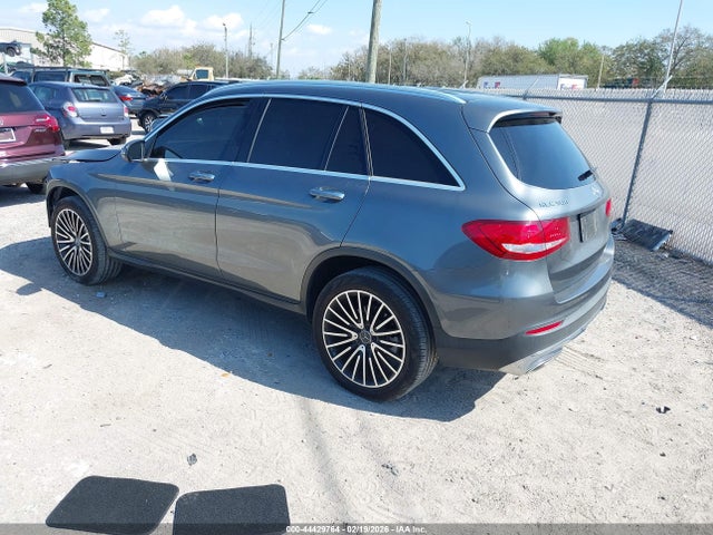 44429764 :رقم المزاد ، WDC0G4JB5JV061930 vin ، 2018 Mercedes-benz Glc 300 مزاد بيع