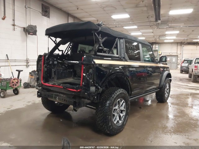 2023 FORD BRONCO 1FMEE5DP0PLB62212 Photo 3