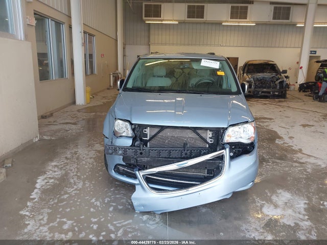 Продажа на аукционе авто 2013 Chrysler Town & Country Touring-l, vin: 2C4RC1CG3DR623332, номер лота: 44429775