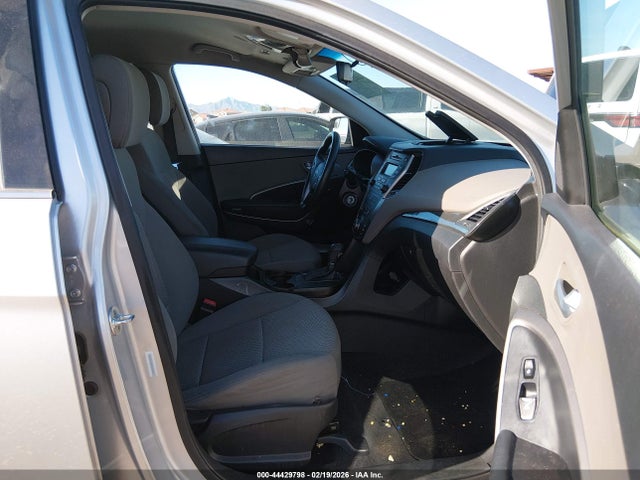 Продаж на аукціоні авто 2015 Hyundai Santa Fe Sport 2.4l, vin: 5XYZTDLB2FG273981, номер лоту: 44429798