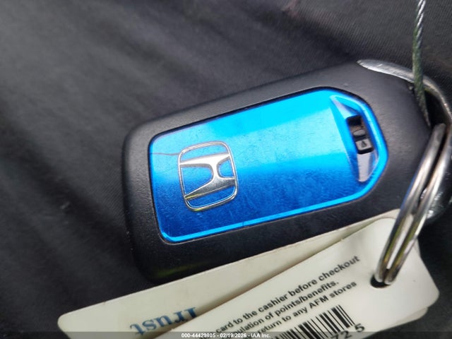 2018 HONDA CLARITY PLUG-IN HYBRID JHMZC5F11JC006951 Photo 10