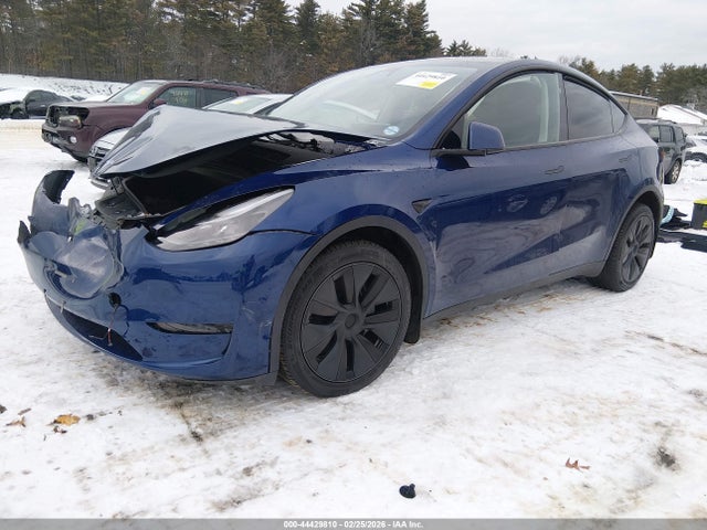2024 TESLA MODEL Y 7SAYGDEE3RA309275 Photo 1